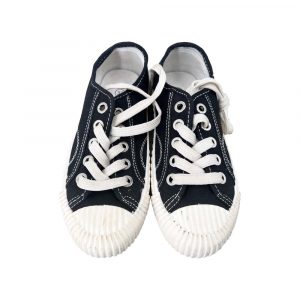 Converse Noire Semelle blanche