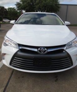 Toyota Camry SE 2017 blanche