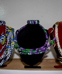 Ensemble de bracelets boucles d&rsquo;oreilles colliers personnalisé à l’africaine